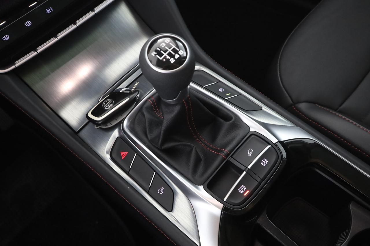 MG HS 1.5T-GDI Luxury