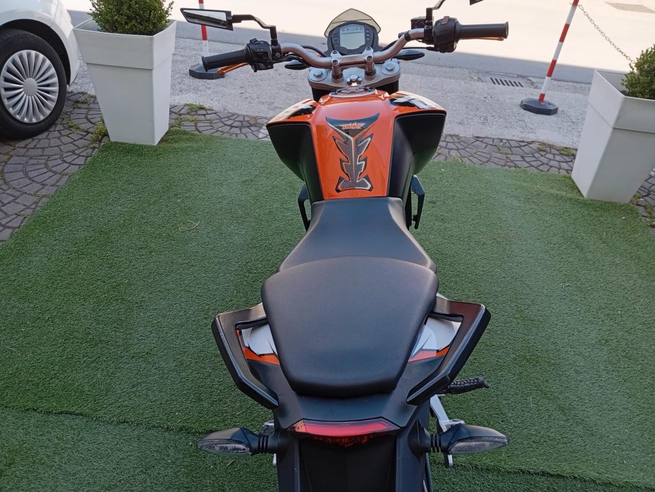 KTM 200 Duke