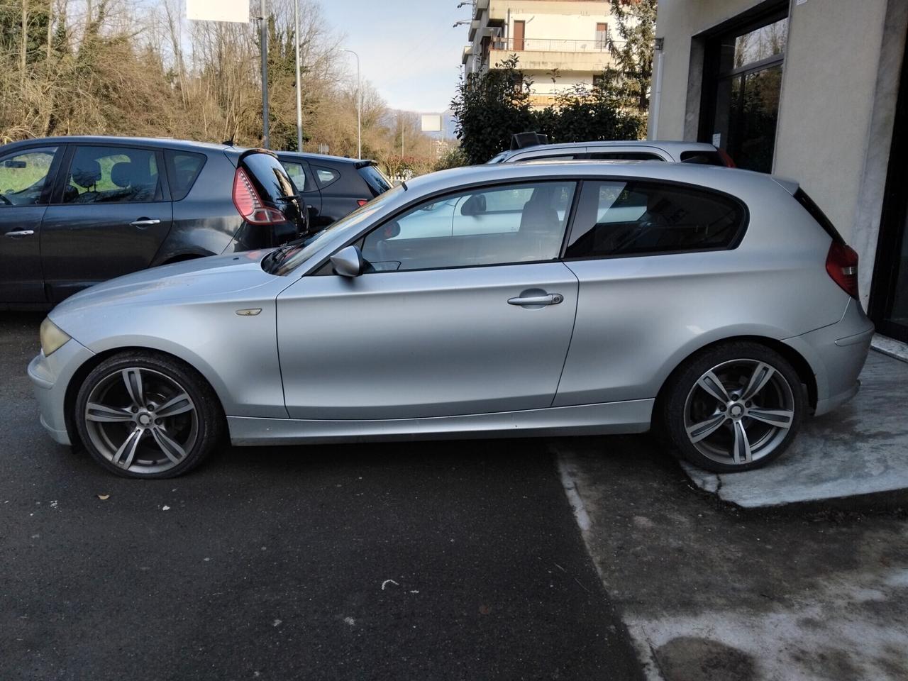 Bmw 118 118d cat 5 porte futura