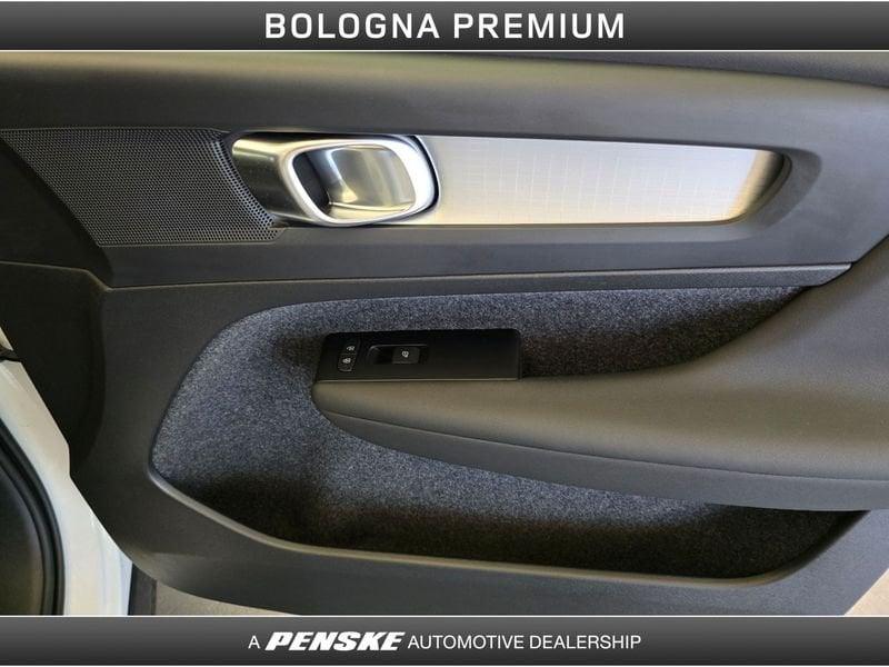 Volvo XC40 XC40 T2 Geartronic Momentum Pro