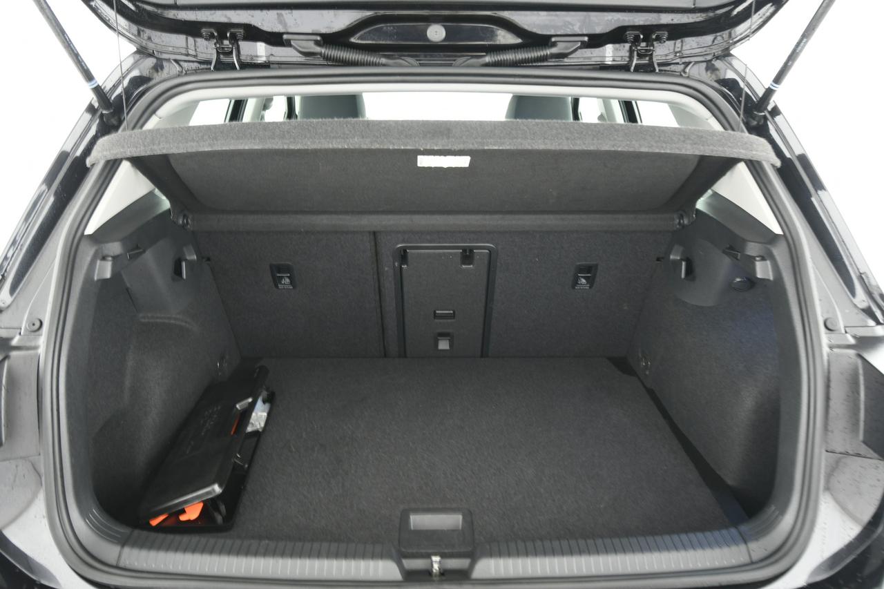 VOLKSWAGEN Golf 2.0 tdi Life 115cv CAMERA+ACC+APP CONNECT+NEOPATENTATI