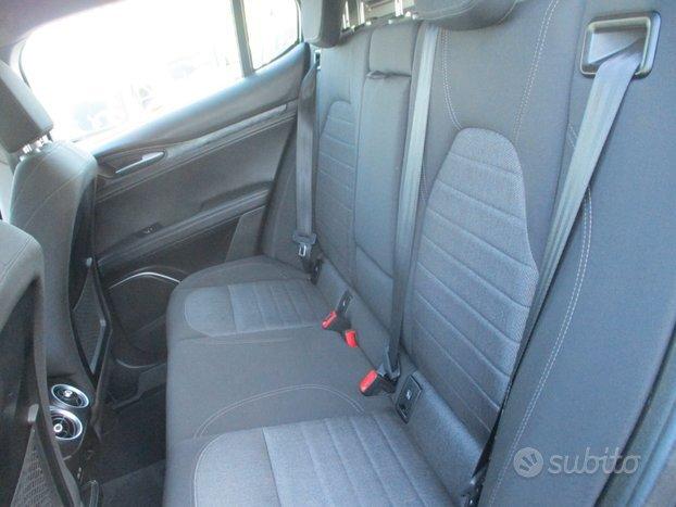 Alfa Romeo Stelvio 2.2