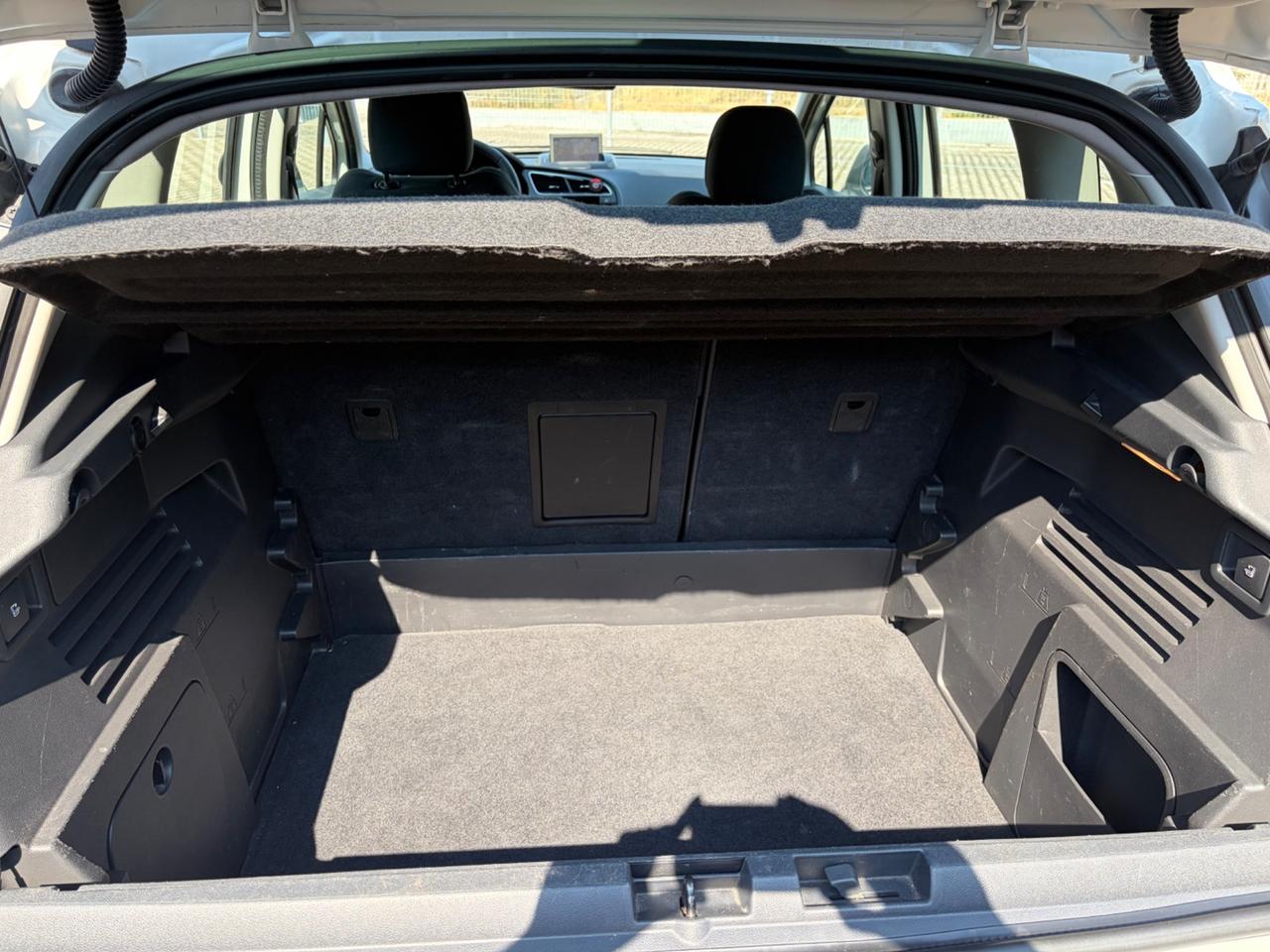 Peugeot 3008 1.6 HDi 115CV Allure