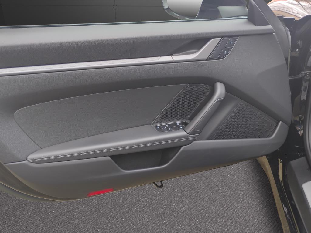 Porsche 992 TARGA 3.0 4 auto..KM 8000..