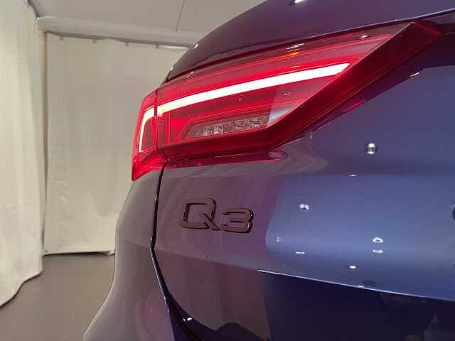 Audi Q3 40 TFSI quattro S tronic S line edition