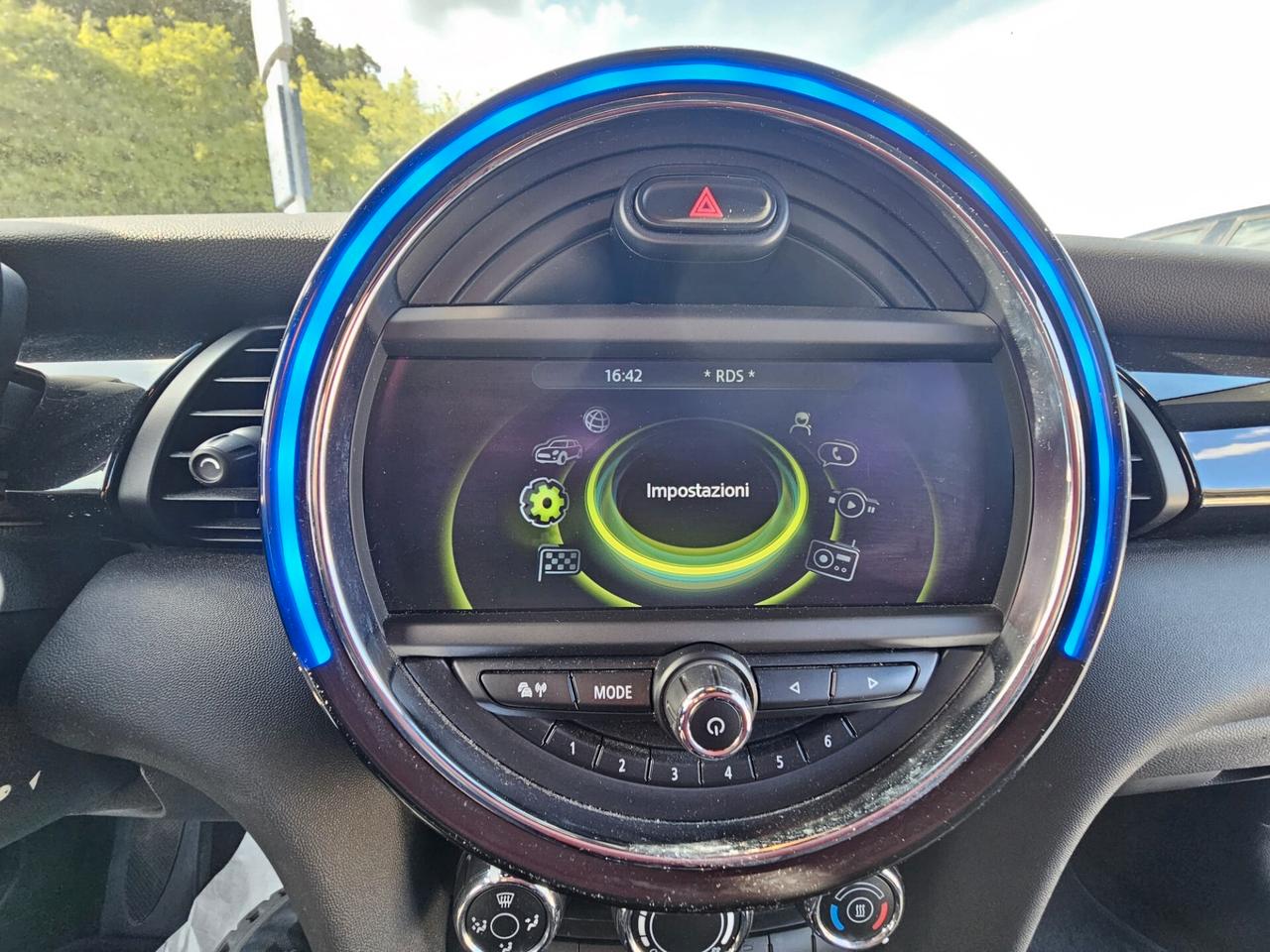 Mini 1.5 One D Business XL