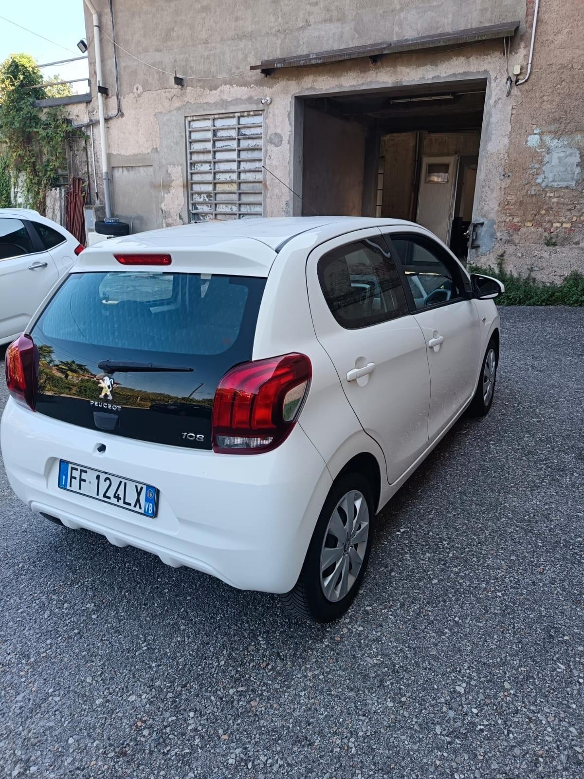 Peugeot 108 VTi 68 5 porte Allure TOP!