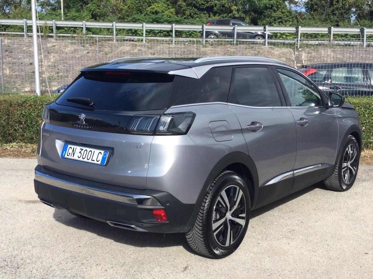 Peugeot 3008 1.5 BlueHDi 131CV EAT8 GT TETTO PANORAMICO APRIBILE