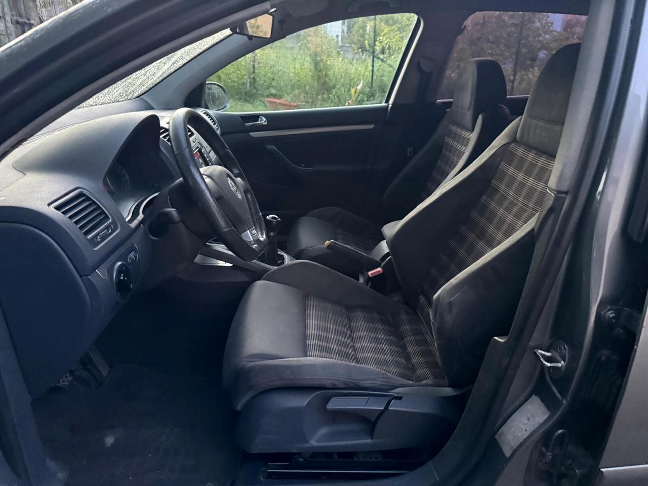 Volkswagen Golf 2.0 16V TDI 5p. Comfortline