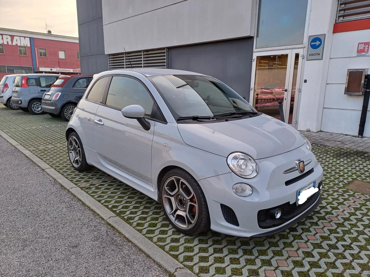 Abarth 500 1.4 Turbo T-Jet 135 cv