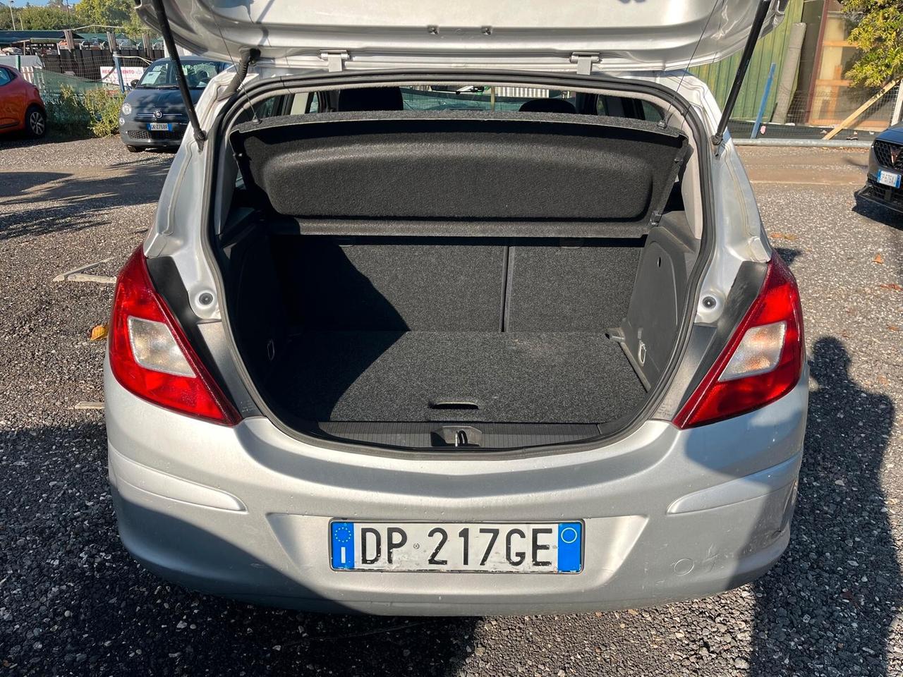 Opel Corsa 1.2 5 porte Enjoy