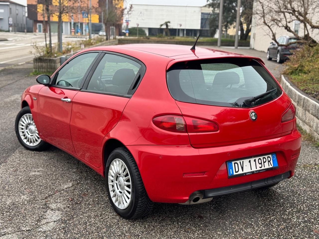 Alfa Romeo 147 1.6 16V TS 105cv GPL
