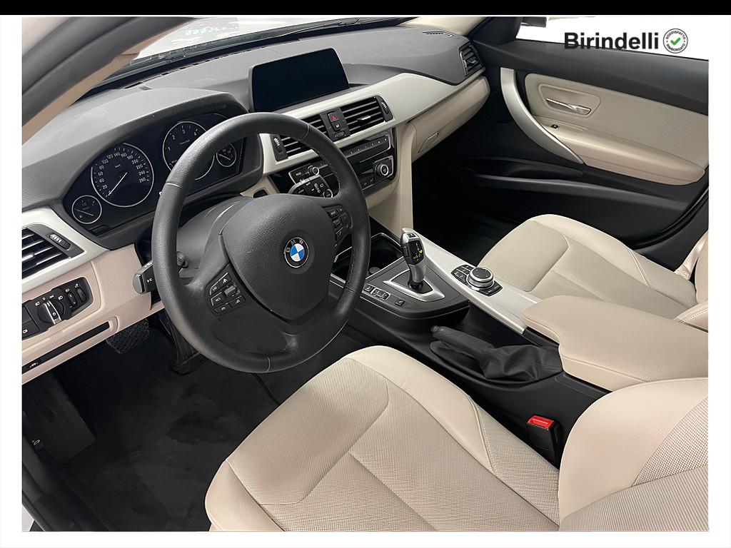 BMW Serie 3 (F30/31) - 320d xDrive Touring Business Advantage