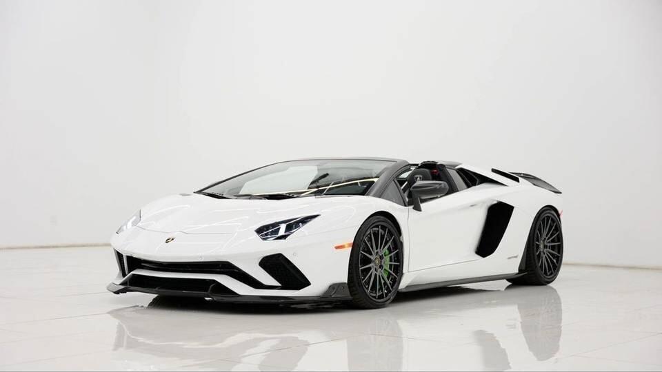 Lamborghini Aventador S6.5 V12 NOLEGGIO LUNGO TERMINE - LEASING FULL INCLUSIVE
