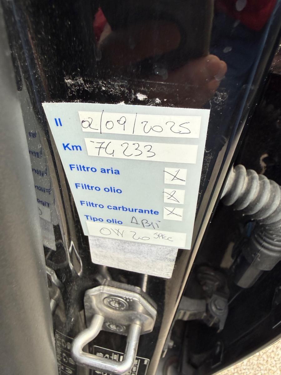 VOLVO - V40 - D2 Business