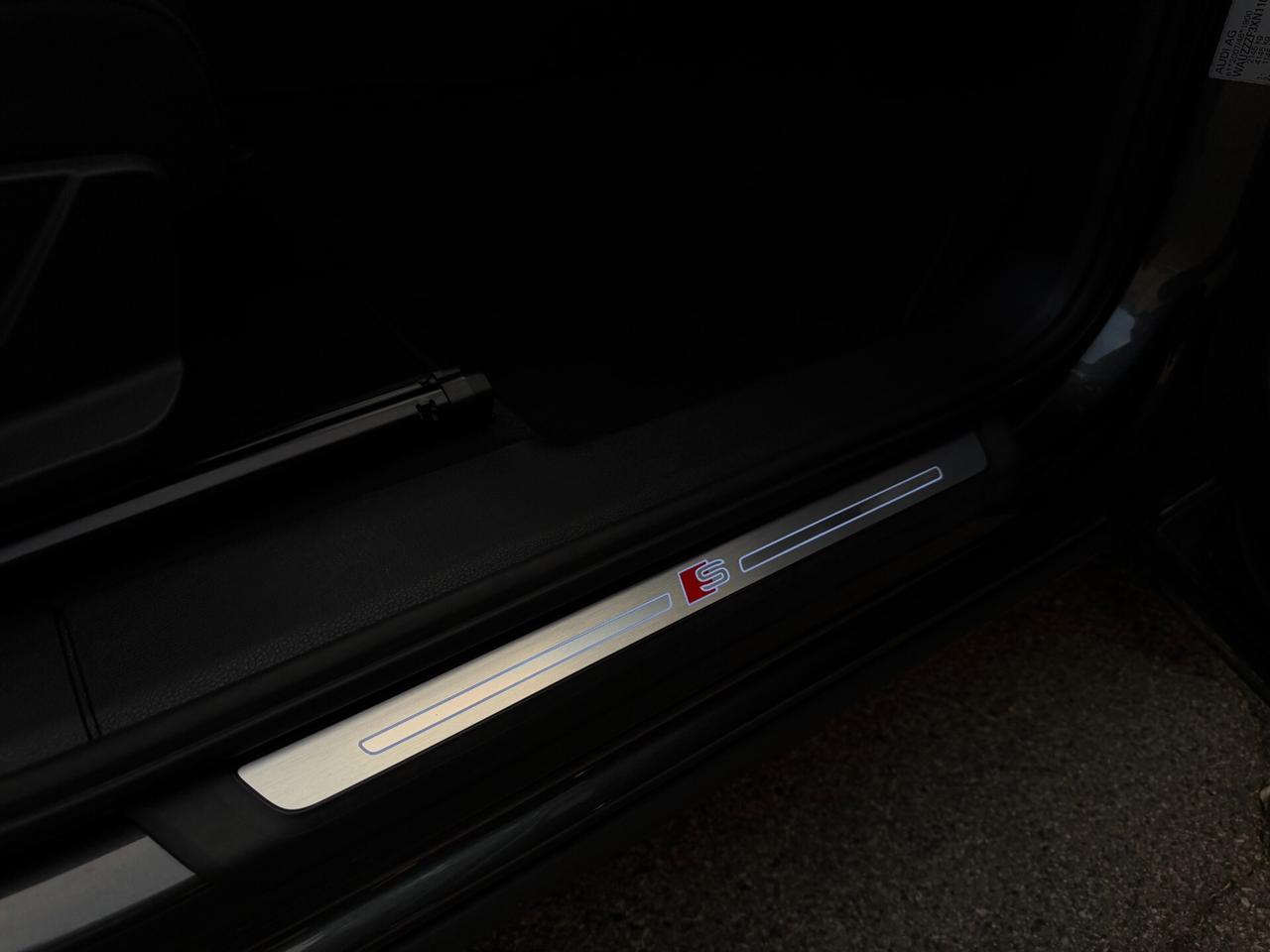 Audi Q3 S-LINE EDITION/2.0 150CV/ 20"/IVA ESPOSTA