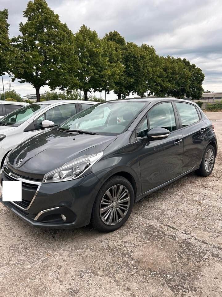 Peugeot 208 PureTech 82 5 porte Allure OK NEO PATENTATI