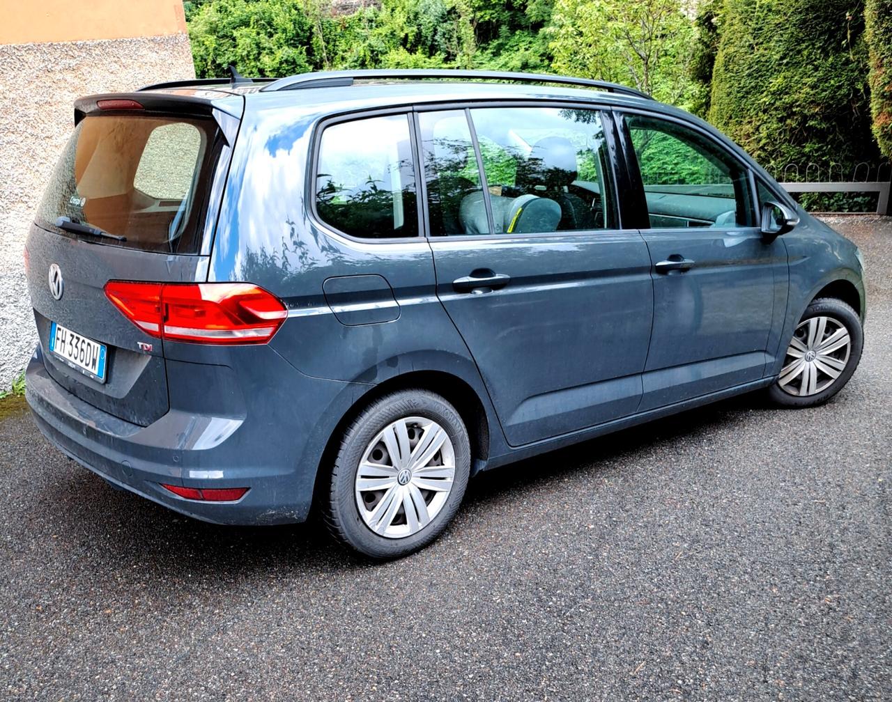 VW Touran GANCIO TRAINO - 7 POSTI
