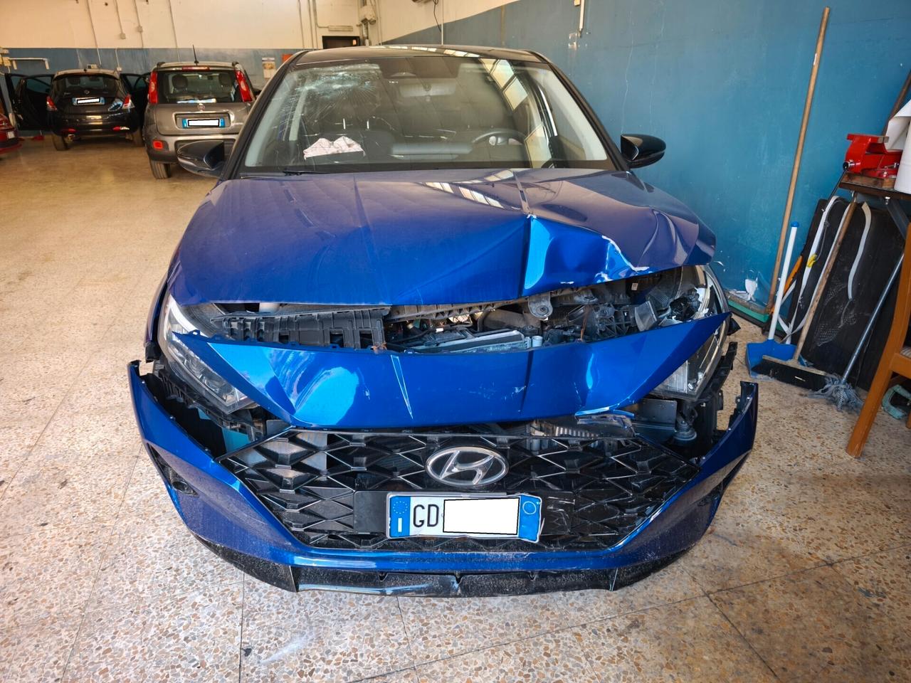 Hyundai i20 1.0 T-GDI 48V iMT Bose INCIDENTATA