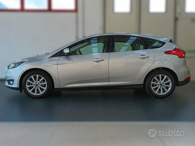 Ford Focus 1.5 tdci Titanium 120cv 5p