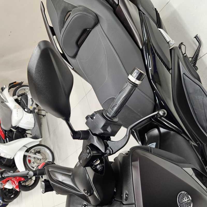 Yamaha X-Max 300 Tech Max - 2025