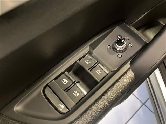 AUDI Q5 Sportback 40 2.0 TDI mHEV 12V S line quattro S