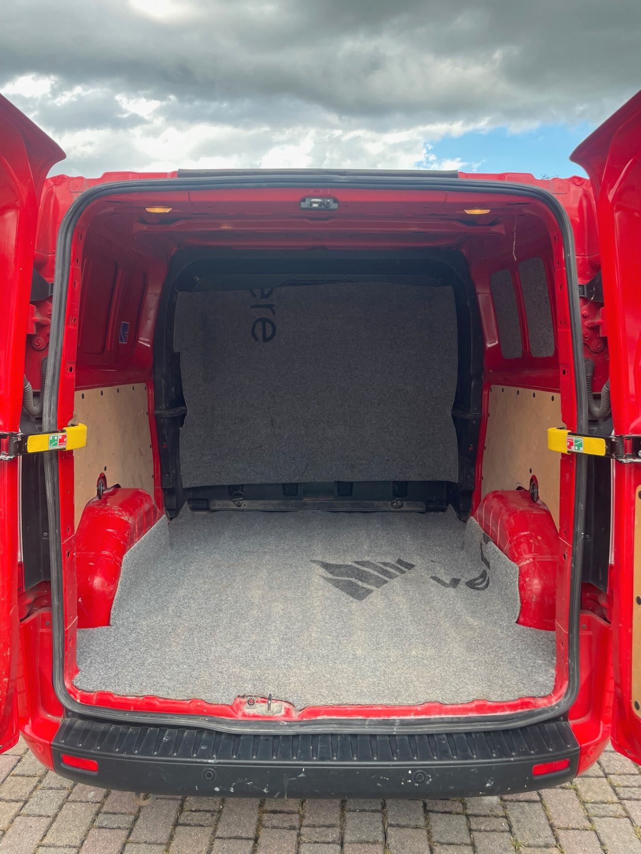 Ford Transit Custom Transit Custom 300 2.0 TDCi 130 PL 5 posti