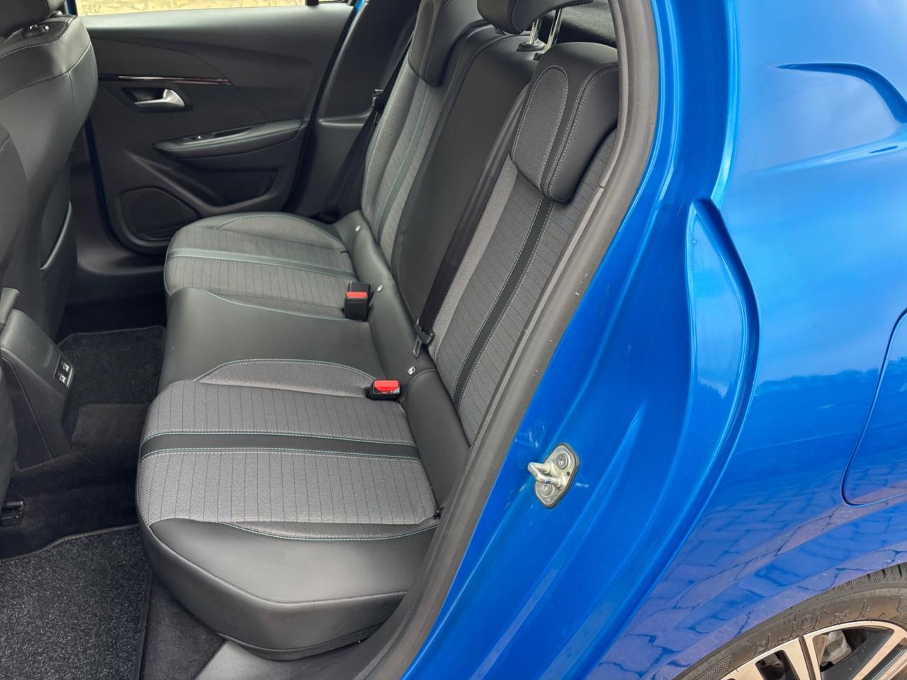 Peugeot 208 PureTech 100 Stop&Start 5 porte Allure