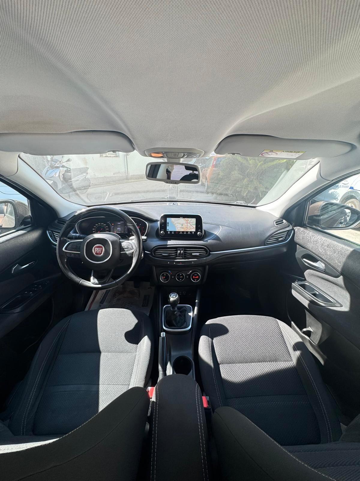 Fiat Tipo 1.6 Mjt S&S 5 porte Lounge