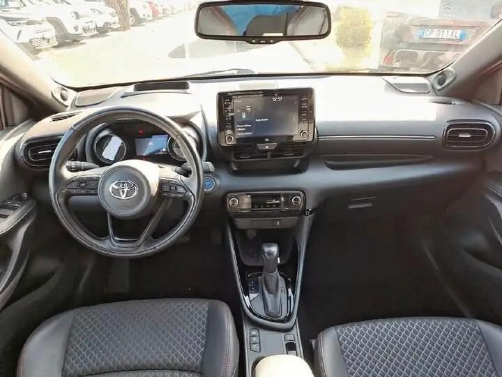 Toyota Yaris 1.5 Hybrid 5 porte Premiere