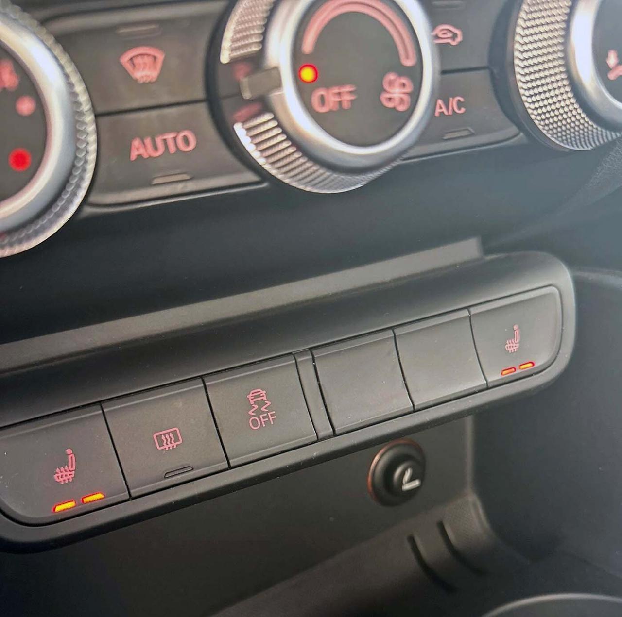 Audi A1 SPB 1.6 TDI Ambition Unico Proprietario Cinghia Distrubuzione Nuova