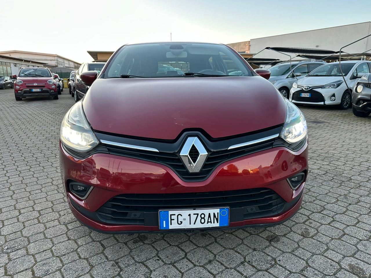 Renault Clio dCi 8V 90CV Start&Stop 5 porte Energy Excite NEOPATENTATI