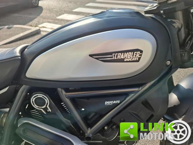 DUCATI Scrambler 800 IKON DARK