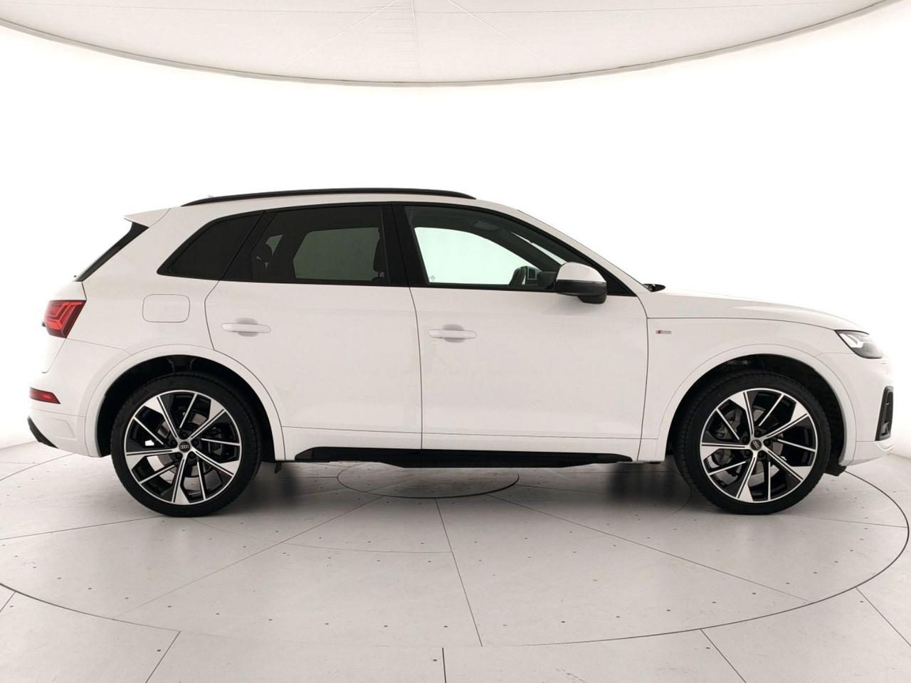 Audi Q5 40 2.0 tdi mhev 12v s line plus quattro s-tronic