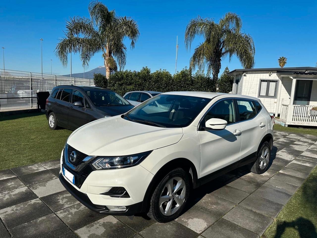 Nissan Qashqai 1.5 dCi 115 2020 Business -CAMBIO AUTOMATIC-RETROCAM -BIANCO PERLA