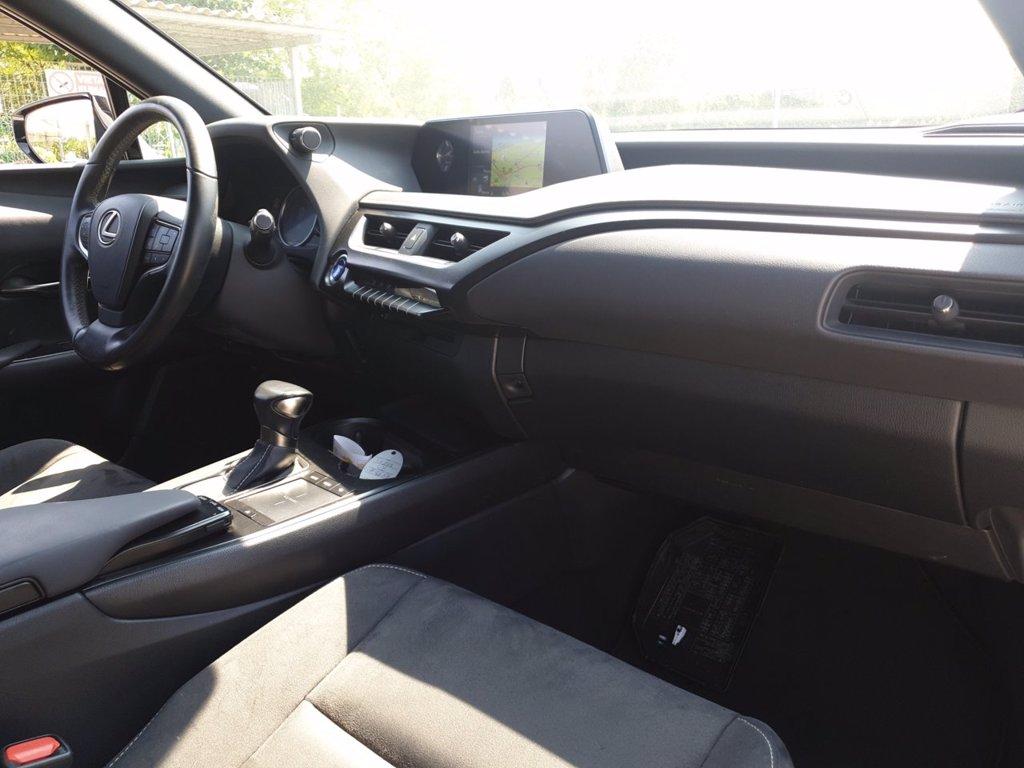 LEXUS Ux 250h 2.0 business 2wd cvt del 2020