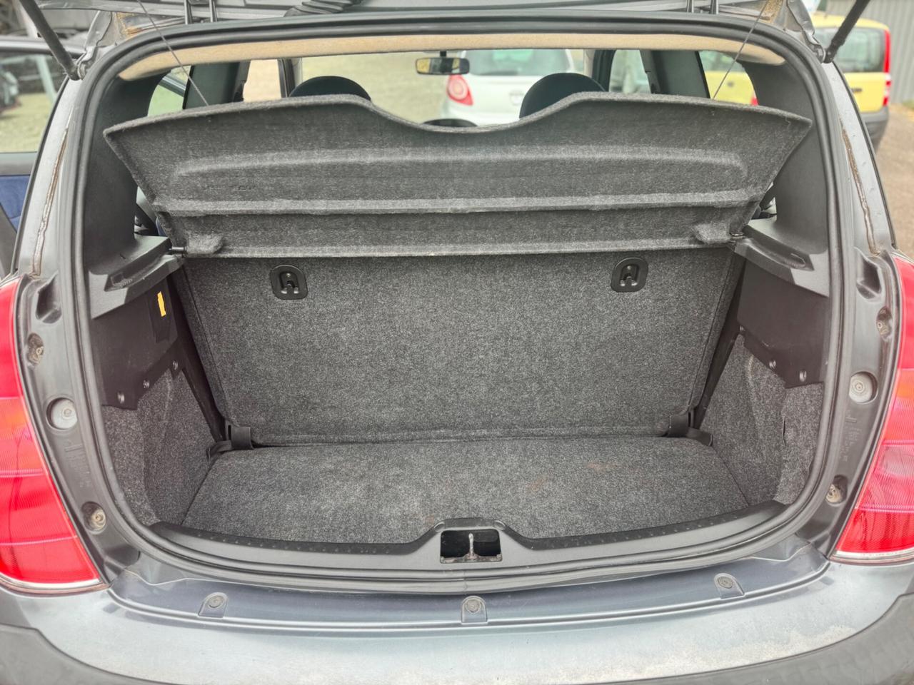Lancia Ypsilon 1.2 16V Argento