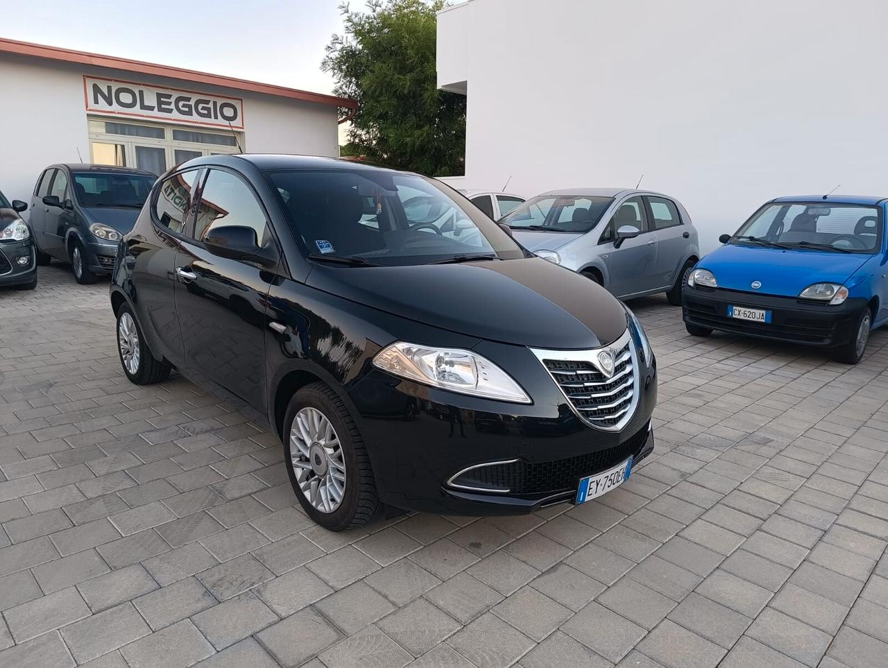 Lancia Ypsilon 1.2 Gold - anno 2015