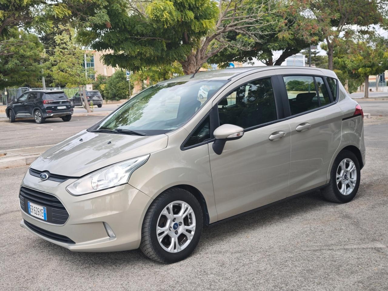 Motore rigenerato Ford B-Max 1.6 TDCi 95 CV Individual