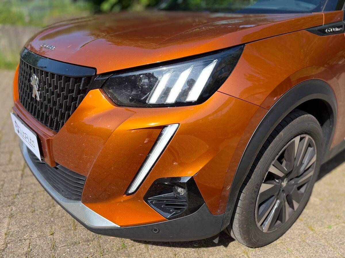 Peugeot 2008 1.5 bluehdi GT Line s&s 100cv