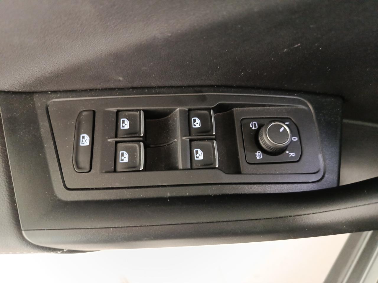 VOLKSWAGEN T-Roc 1ª serie - T-Roc 1.0 TSI Style