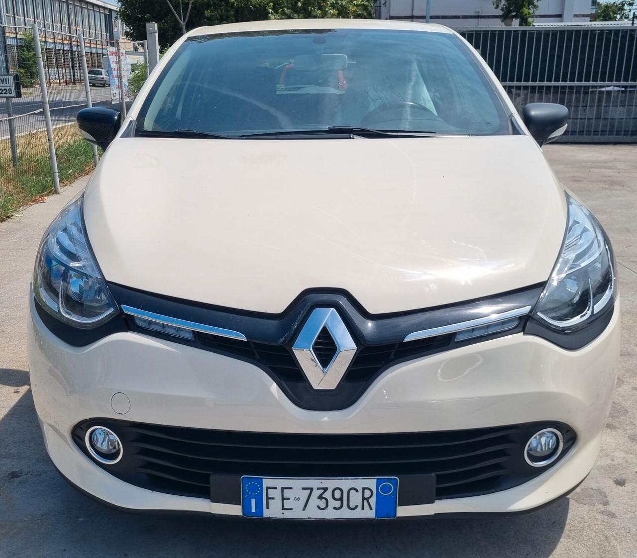 RENAULT CLIO 1.5 DCI 75 CV EURO 6B NEOPATENTATI