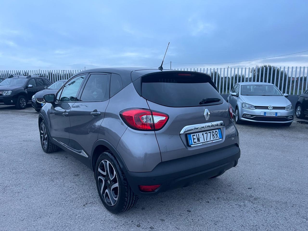 RENAULT CAPTUR 0.9 TCE 90CV R-LINK FULL LED MY14