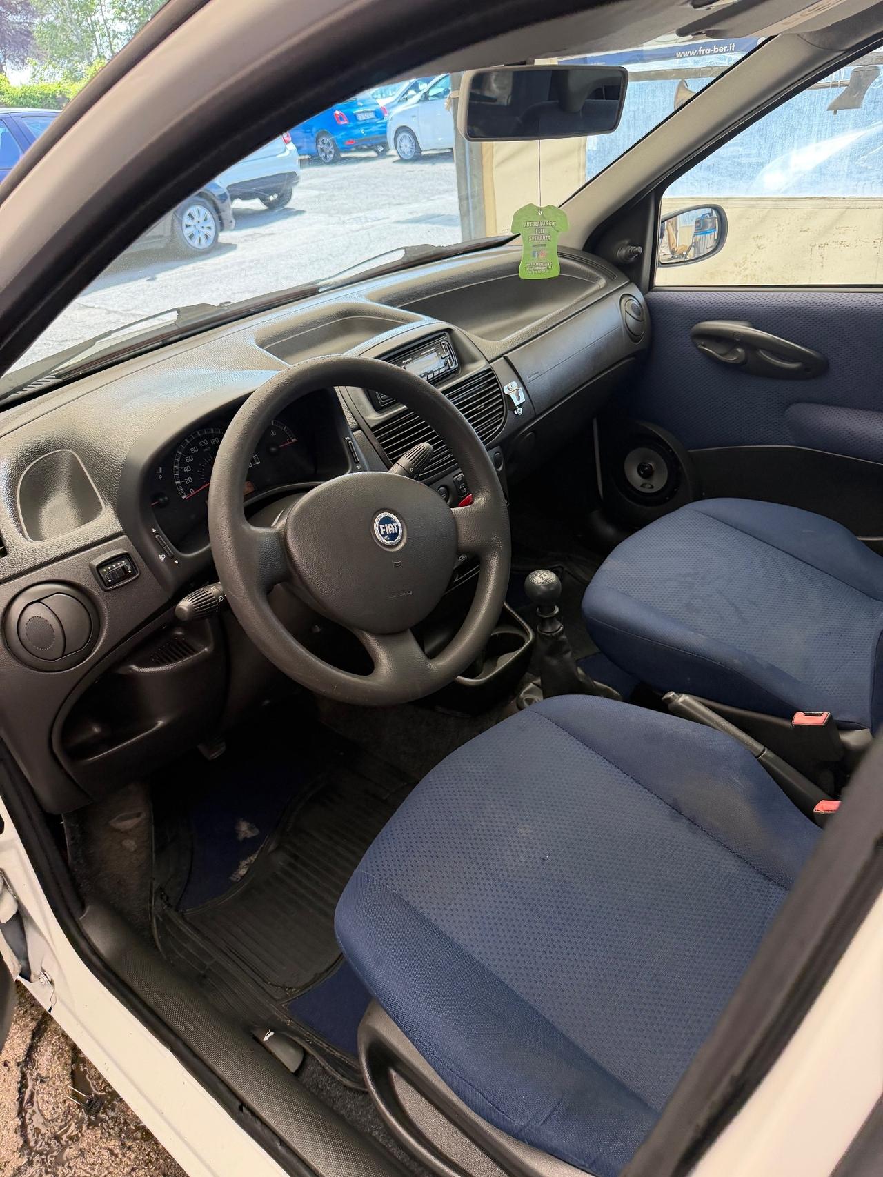 Fiat Punto 1.2 5 porte Active Natural Power