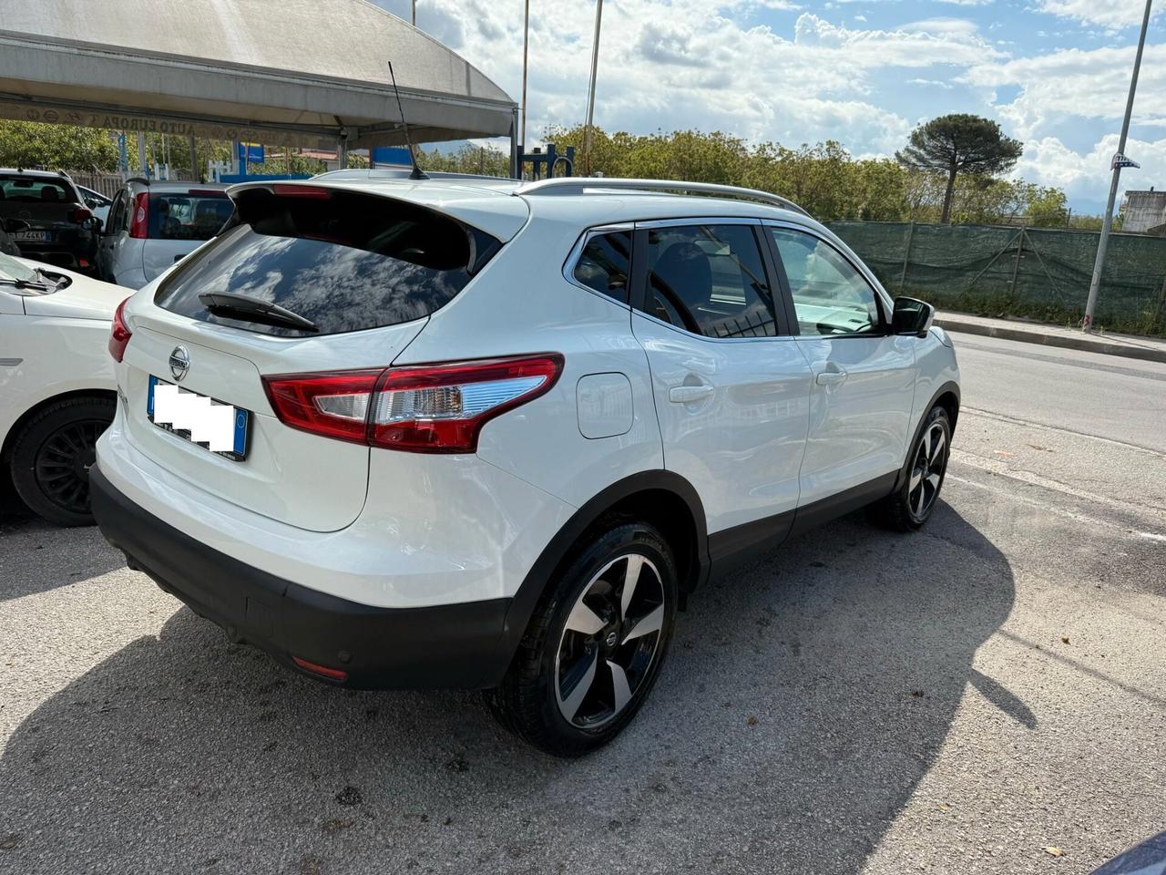 Nissan Qashqai 1.5 dCi N-Connecta - 2017