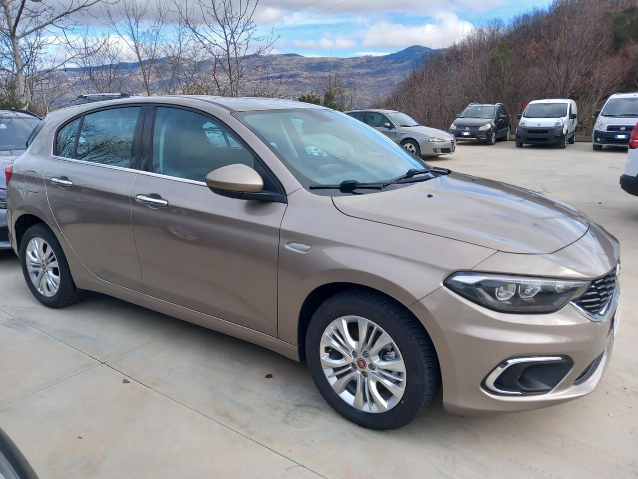 Fiat Tipo 1.6 Mjt S&S 5 porte Lounge