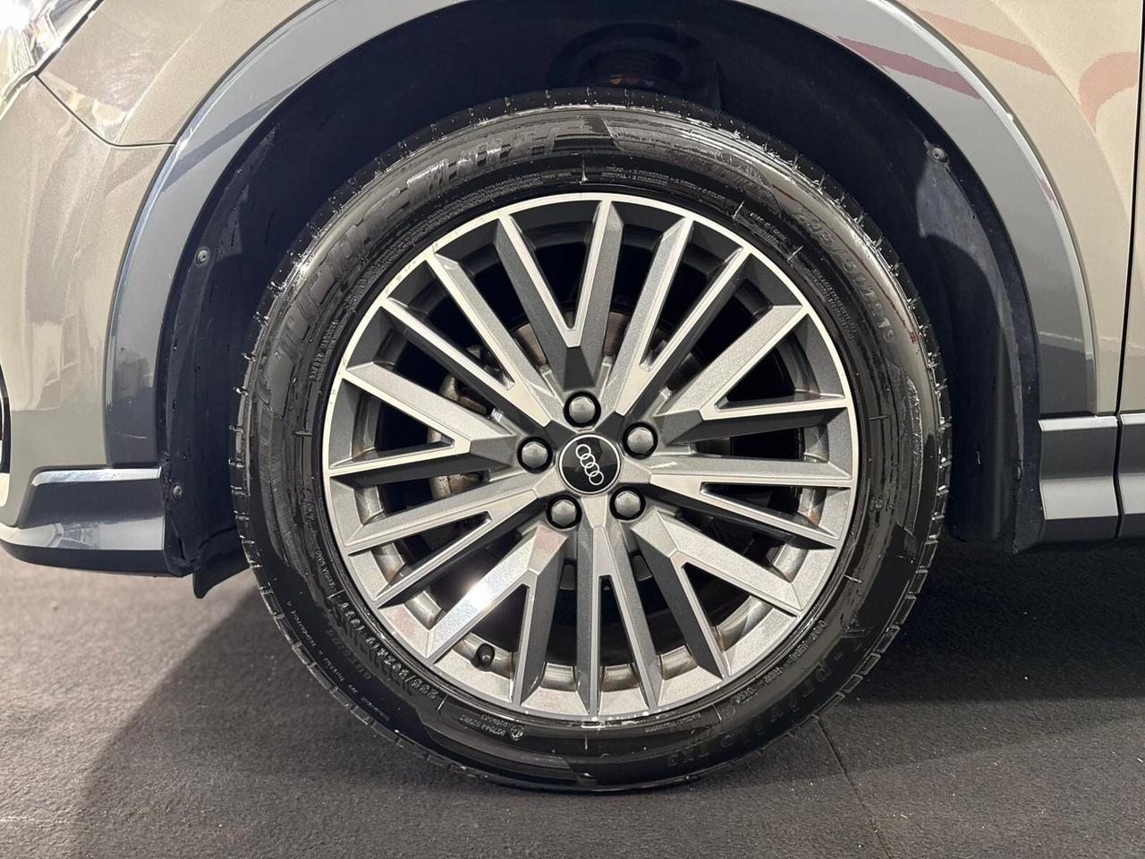 Audi Q3 35 TDI quattro S tronic line edition IVA ESPOSTA DEDUCIBILE