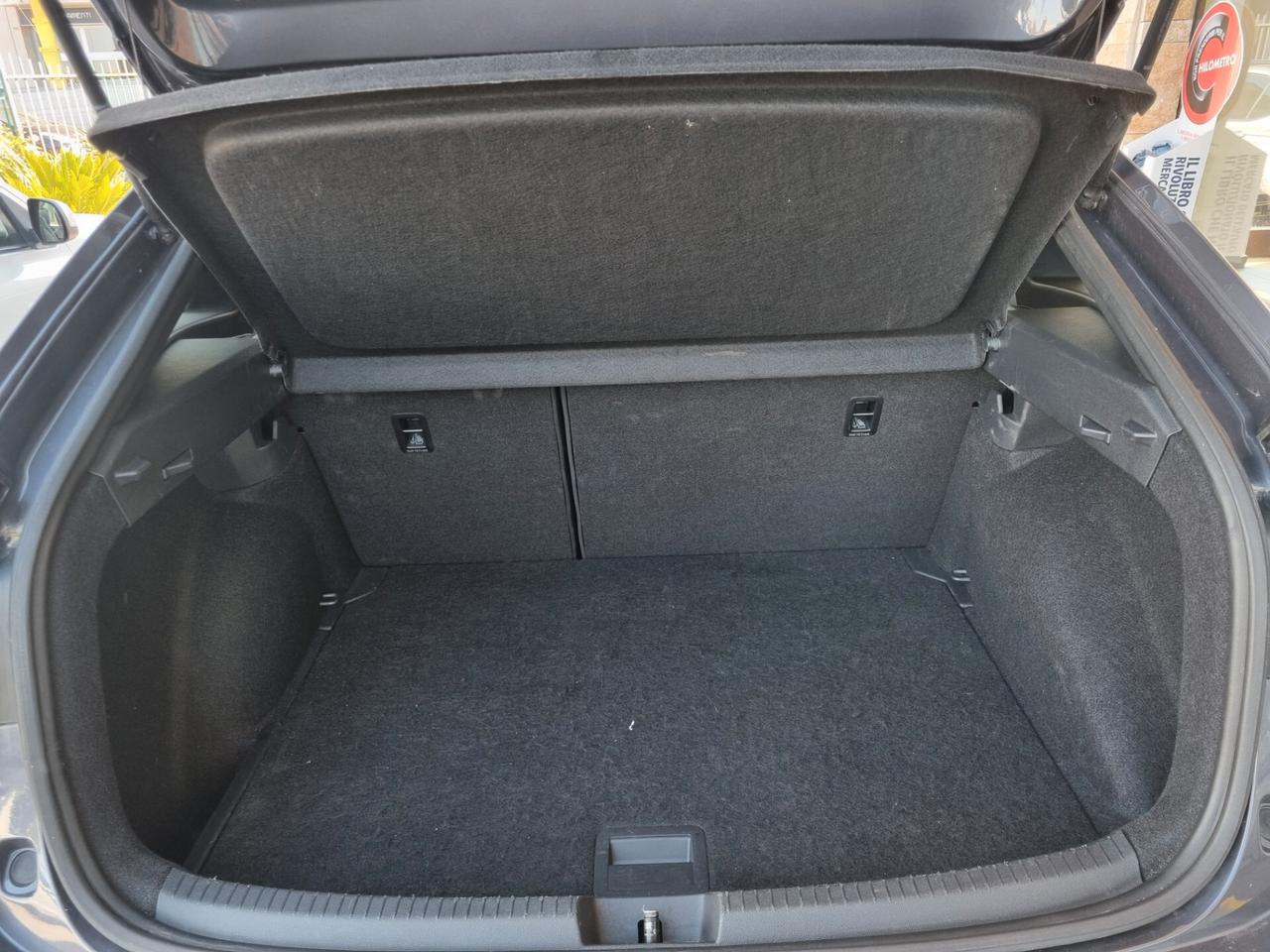 Volkswagen Taigo 1.0 TSI 115 CV R-Line