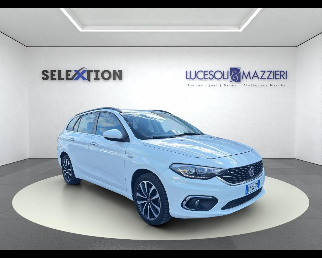 FIAT Tipo (2015-->) - Tipo 1.4 T-Jet 120CV SW Lounge