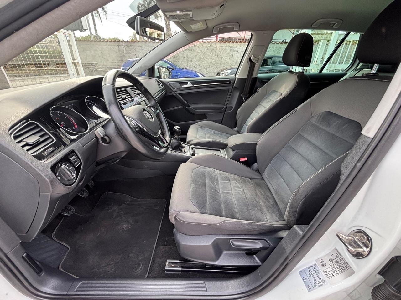 VW GOLF 1.4TGI EXECUTIVE FULL OPT